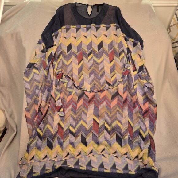 BCBGMaxAzria Dresses & Skirts - BCBGMAXAZRIA Suzy Chevron Dress Kaftan Small Sheer Overlay High Low Hem Lined